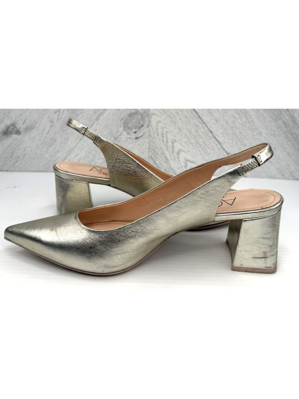 AGL Dodi Slingback Pumps Womens 8.5 Gold Metallic Leather Pointed Block Heel - Picture 4 of 16